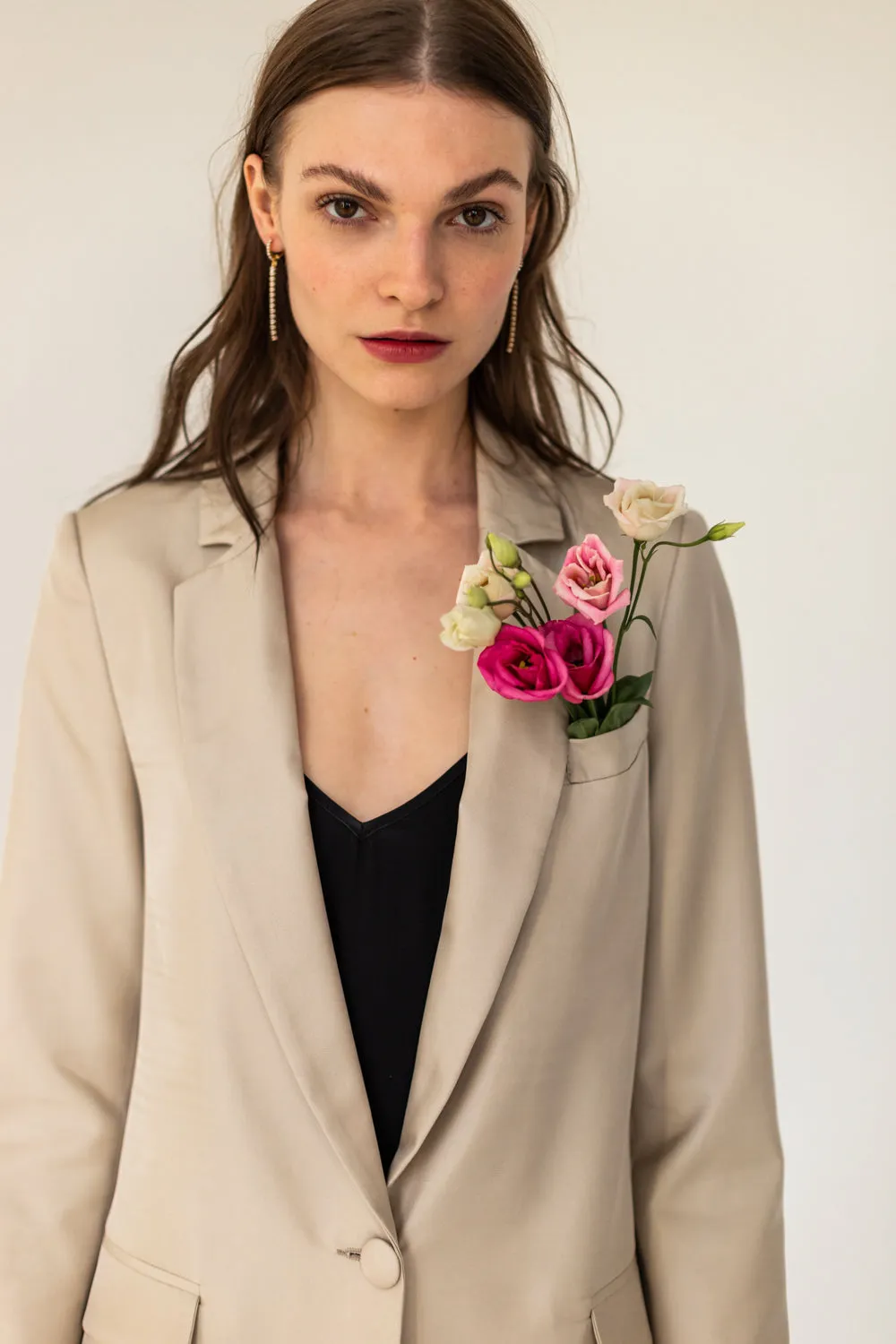 Enteliér Silk Blazer Champagne